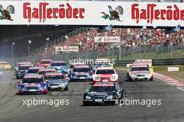 01.08.2004 Nürburg, Germany,  DTM, Sunday, Start of the race with Gary Paffett (GBR), C-Klasse AMG-Mercedes, AMG-Mercedes C-Klasse, leading the field to the first corner - DTM Season 2004 at Nürburgring (Deutsche Tourenwagen Masters)