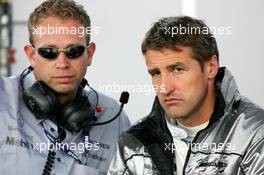 26.06.2004 Nürnberg, Germany,  DTM, Saturday, Bernd Schneider (GER), Vodafone AMG-Mercedes, Portrait, with his race engineer - DTM Season 2004 at Norisring (Deutsche Tourenwagen Masters)