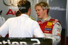 07.08.2004 Oschersleben, Germany,  DTM, Saturday, Mattias Ekström (SWE), Audi Sport Team Abt, Portrait, talking with an engineer - DTM Season 2004 at Motopark Oschersleben (Deutsche Tourenwagen Masters)