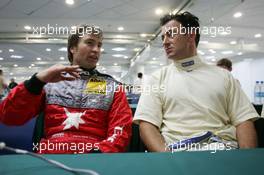 17.07.2004 Shanghai, China,  DTM, Saturday, Heinz-Harald Frentzen (GER), OPC Team Holzer, Portrait (left) and Jean Alesi (FRA), AMG-Mercedes, Portrait (right), talking before the Post-Qualifying press conference - DTM Season 2004 at Pu Dong Street Circuit Shanghai (Deutsche Tourenwagen Masters)