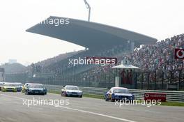 05.09.2004 Zandvoort, The Netherlands,  DTM, Sunday, Start of the race with Mattias Ekström (SWE), Audi Sport Team Abt, Audi A4 DTM, leading - DTM Season 2004 at Circuit Park Zandvoort (Deutsche Tourenwagen Masters)