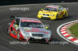 05.09.2004 Zandvoort, The Netherlands,  DTM, Sunday, Bernd Schneider (GER), Vodafone AMG-Mercedes, AMG-Mercedes C-Klasse, in front of Tom Kristensen (DNK), Audi Sport Team Abt Sportsline, Audi A4 DTM - DTM Season 2004 at Circuit Park Zandvoort (Deutsche Tourenwagen Masters)