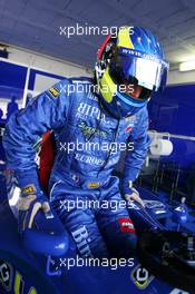 10.09.2004 Dijon, France, Friday 10 September 2004, Fabrizio Del Monte, ITA, GP Racing, portrait, getting in the car - SUPERFUND EURO 3000 Championship Rd 7, Circuit Dijon-Prenois, France, FRA - SUPERFUND COPYRIGHT FREE editorial use only