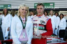12.09.2004 Dijon, France, Sunday 12 September 2004, Alex Lloyd, GBR, John Village Automotive, voted the man of the race for his race at Donington Park, with his girlfriend Sam - SUPERFUND EURO 3000 Championship Rd 7, Circuit Dijon-Prenois, France, FRA - SUPERFUND COPYRIGHT FREE editorial use only