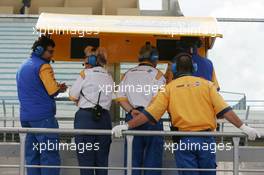 30.05.2004 Estoril, Portugal, Sunday 30 May 2004, Pitwall stand of the Draco Racing Jr. Team - SUPERFUND EURO 3000 Championship Rd 2, Estoril, Portugal, PRT - SUPERFUND COPYRIGHT FREE editorial use only