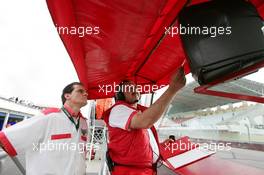 30.05.2004 Estoril, Portugal, Sunday 30 May 2004, Pitwall stand of the Scuderia Fama team - SUPERFUND EURO 3000 Championship Rd 2, Estoril, Portugal, PRT - SUPERFUND COPYRIGHT FREE editorial use only