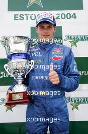 30.05.2004 Estoril, Portugal, Sunday 30 May 2004, Thumbs up for another win of Fabrizio Del Monte, ITA, GP Racing, portrait - SUPERFUND EURO 3000 Championship Rd 2, Estoril, Portugal, PRT - SUPERFUND COPYRIGHT FREE editorial use only