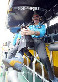 05.03.2004 Melbourne, Australia, F1, Friday, March, Flavio Briatore, ITA, Renault, Teamchief, Managing Director, Portrait, at the pitwall, Practice, Formula 1 World Championship, Rd 1, Australian Grand Prix. www.xpb.cc, EMail: info@xpb.cc - copy of publication required for printed pictures. Every used picture is fee-liable. c Copyright: xpb.cc