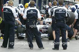 05.03.2004 Melbourne, Australia, F1, Friday, March, Williams Pit stop practice. Formula 1 World Championship, Rd 1, Australian Grand Prix. www.xpb.cc, EMail: info@xpb.cc - copy of publication required for printed pictures. Every used picture is fee-liable. c Copyright: xpb.cc