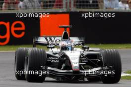 05.03.2004 Melbourne, Australia, F1, Friday, March, Kimi Raikkonen, FIN, Räikkönen, West McLaren Mercedes, MP4-19, Action, Track. Practice, Formula 1 World Championship, Rd 1, Australian Grand Prix. www.xpb.cc, EMail: info@xpb.cc - copy of publication required for printed pictures. Every used picture is fee-liable.  c Copyright: photo4 / xpb.cc - LEGAL NOTICE: THIS PICTURE IS NOT FOR ITALY  AND GREECE  PRINT USE, KEINE PRINT BILDNUTZUNG IN ITALIEN  UND  GRIECHENLAND!