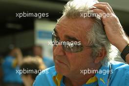 05.03.2004 Melbourne, Australia, F1, Friday, March, Flavio Briatore, ITA, Renault, Teamchief, Managing Director. Formula 1 World Championship, Rd 1, Australian Grand Prix. www.xpb.cc, EMail: info@xpb.cc - copy of publication required for printed pictures. Every used picture is fee-liable. c Copyright: reporter images / xpb.cc - LEGAL NOTICE: THIS PICTURE IS NOT FOR GREECE PRINT USE, KEINE PRINT BILDNUTZUNG IN GRIECHENLAND!