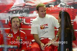 05.03.2004 Melbourne, Australia, F1, Friday, March, Practice, Jean Todt, FRA, Ferrari, Teamchief, General Manager, GES, and Rubens Barrichello, BRA, Scuderia Ferrari Marlboro, F2004, Pitlane, Box, Garage. Formula 1 World Championship, Rd 1, Australian Grand Prix. www.xpb.cc, EMail: info@xpb.cc - copy of publication required for printed pictures. Every used picture is fee-liable. c Copyright: xpb.cc