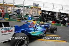 05.03.2004 Melbourne, Australia, F1, Friday, March, Felipe Massa, BRA, Sauber Petronas, C23, Pitlane, Box, Garage, Practice, Formula 1 World Championship, Rd 1, Australian Grand Prix. www.xpb.cc, EMail: info@xpb.cc - copy of publication required for printed pictures. Every used picture is fee-liable. c Copyright: xpb.cc