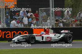 05.03.2004 Melbourne, Australia, F1, Friday, March, Anthony Davidson, GBR, Testdriver, Lucky Strike BAR Honda, BAR006, Action, Track . Practice, Formula 1 World Championship, Rd 1, Australian Grand Prix. www.xpb.cc, EMail: info@xpb.cc - copy of publication required for printed pictures. Every used picture is fee-liable.  c Copyright: photo4 / xpb.cc - LEGAL NOTICE: THIS PICTURE IS NOT FOR ITALY  AND GREECE  PRINT USE, KEINE PRINT BILDNUTZUNG IN ITALIEN  UND  GRIECHENLAND!