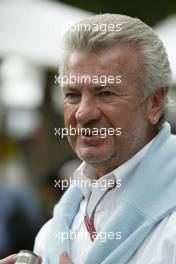05.03.2004 Melbourne, Australia, F1, Friday, March, Willi Weber, GER, Driver - Manager. Formula 1 World Championship, Rd 1, Australian Grand Prix. www.xpb.cc, EMail: info@xpb.cc - copy of publication required for printed pictures. Every used picture is fee-liable. c Copyright: xpb.cc
