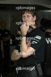 05.03.2004 Melbourne, Australia, F1, Friday, March, Mario Illien, GBR, Mercedes, Illmor, Chief. Formula 1 World Championship, Rd 1, Australian Grand Prix. www.xpb.cc, EMail: info@xpb.cc - copy of publication required for printed pictures. Every used picture is fee-liable.  c Copyright: Kucera / xpb.cc - LEGAL NOTICE: THIS PICTURE IS NOT FOR AUSTRIA PRINT USE, KEINE PRINT BILDNUTZUNG IN OESTERREICH!