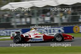 05.03.2004 Melbourne, Australia, F1, Friday, March, Practice, Cristiano da Matta, BRA, Panasonic Toyota Racing, TF104, Action, Track. Formula 1 World Championship, Rd 1, Australian Grand Prix. www.xpb.cc, EMail: info@xpb.cc - copy of publication required for printed pictures. Every used picture is fee-liable.  c Copyright: photo4 / xpb.cc - LEGAL NOTICE: THIS PICTURE IS NOT FOR ITALY  AND GREECE  PRINT USE, KEINE PRINT BILDNUTZUNG IN ITALIEN  UND  GRIECHENLAND!