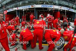 05.03.2004 Melbourne, Australia, F1, Friday, March, Ferrari Pit stoppractice. Formula 1 World Championship, Rd 1, Australian Grand Prix. www.xpb.cc, EMail: info@xpb.cc - copy of publication required for printed pictures. Every used picture is fee-liable. c Copyright: xpb.cc
