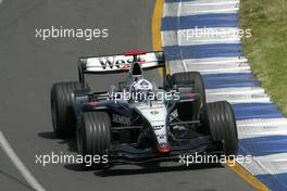 05.03.2004 Melbourne, Australia, F1, Friday, March, Practice, David Coulthard, GRB, West McLaren Mercedes, MP4-19, Action, Track . Formula 1 World Championship, Rd 1, Australian Grand Prix. www.xpb.cc, EMail: info@xpb.cc - copy of publication required for printed pictures. Every used picture is fee-liable.  c Copyright: photo4 / xpb.cc - LEGAL NOTICE: THIS PICTURE IS NOT FOR ITALY  AND GREECE  PRINT USE, KEINE PRINT BILDNUTZUNG IN ITALIEN  UND  GRIECHENLAND!