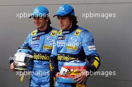 04.03.2004 Melbourne, Australia, F1, Thursday, March, Formula 1 Driver Portraits, Jarno Trulli, ITA, Renault F1 Team and Fernando Alonso, ESP, Renault F1 Team. Formula 1 World Championship, Rd 1, Australian Grand Prix. www.xpb.cc, EMail: info@xpb.cc - copy of publication required for printed pictures. Every used picture is fee-liable. c Copyright: xpb.cc