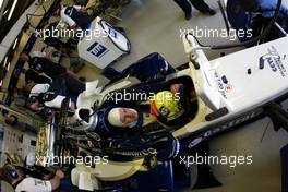06.03.2004 Melbourne, Australia, F1, Saturday, March, Ralf Schumacher, GER, BMW WilliamsF1 Team, FW26, Pitlane, Box, Garage. Formula 1 World Championship, Rd 1, Australian Grand Prix Practice.  www.xpb.cc, EMail: info@xpb.cc - copy of publication required for printed pictures. Every used picture is fee-liable.c Copyright: photo4 / xpb.cc - LEGAL NOTICE: THIS PICTURE IS NOT FOR ITALY  AND GREECE  PRINT USE, KEINE PRINT BILDNUTZUNG IN ITALIEN  UND  GRIECHENLAND!