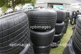 06.03.2004 Melbourne, Australia, F1, Saturday, March, Michelin Intermediate tyres. Formula 1 World Championship, Rd 1, Australian Grand Prix Practice.  www.xpb.cc, EMail: info@xpb.cc - copy of publication required for printed pictures. Every used picture is fee-liable.c Copyright: photo4 / xpb.cc - LEGAL NOTICE: THIS PICTURE IS NOT FOR ITALY  AND GREECE  PRINT USE, KEINE PRINT BILDNUTZUNG IN ITALIEN  UND  GRIECHENLAND!