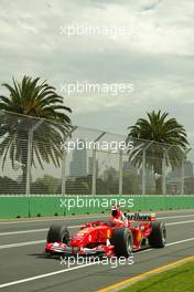 06.03.2004 Melbourne, Australia, F1, Saturday, March, Michael Schumacher, GER, Scuderia Ferrari Marlboro, F2004, Action, Track . Qualifying, Formula 1 World Championship, Rd 1, Australian Grand Prix Qualifying.  www.xpb.cc, EMail: info@xpb.cc - copy of publication required for printed pictures. Every used picture is fee-liable. c Copyright: reporter images / xpb.cc - LEGAL NOTICE: THIS PICTURE IS NOT FOR GREECE PRINT USE, KEINE PRINT BILDNUTZUNG IN GRIECHENLAND!