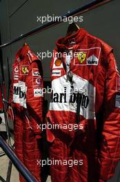 06.03.2004 Melbourne, Australia, F1, Saturday, March, Rubens Barrichello, BRA, Ferrari and Michael Schumacher, GER, Ferrari Overalls left out to air. Formula 1 World Championship, Rd 1, Australian Grand Prix. www.xpb.cc, EMail: info@xpb.cc - copy of publication required for printed pictures. Every used picture is fee-liable. c Copyright: xpb.cc