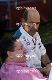 04.03.2004 Melbourne, Australia, F1, Thursday, March, Jean Todt, FRA, Ferrari, Teamchief, General Manager, GES, talks with Peter Sauber, SUI, Sauber, Teamchief, Team Principal. Formula 1 World Championship, Rd 1, Australian Grand Prix. www.xpb.cc, EMail: info@xpb.cc - copy of publication required for printed pictures. Every used picture is fee-liable. c Copyright: xpb.cc