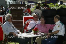 04.03.2004 Melbourne, Australia, F1, Thursday, March, L-R Flavio Briatore, ITA, Renault, Teamchief, Managing Director, Ron Walker, AUS, Australian Grand Prix Corporation Chairman, Jean Todt, FRA, Ferrari, Teamchief, General Manager, GES, and Peter Sauber, SUI, Sauber, Teamchief, Team Principal. Formula 1 World Championship, Rd 1, Australian Grand Prix. www.xpb.cc, EMail: info@xpb.cc - copy of publication required for printed pictures. Every used picture is fee-liable. c Copyright: photo4 / xpb.cc - LEGAL NOTICE: THIS PICTURE IS NOT FOR ITALY  AND GREECE  PRINT USE, KEINE PRINT BILDNUTZUNG IN ITALIEN  UND  GRIECHENLAND! 