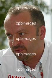 04.03.2004 Melbourne, Australia, F1, Thursday, March, Mike Gascoyne, GBR, Toyota Racing technical director. Formula 1 World Championship, Rd 1, Australian Grand Prix. www.xpb.cc, EMail: info@xpb.cc - copy of publication required for printed pictures. Every used picture is fee-liable. c Copyright: reporter images / xpb.cc - LEGAL NOTICE: THIS PICTURE IS NOT FOR GREECE PRINT USE, KEINE PRINT BILDNUTZUNG IN GRIECHENLAND!