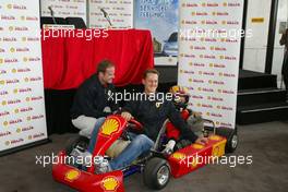 04.03.2004 Melbourne, Australia, F1, Thursday, March, Shell Press Conference with Rubens Barrichello, BRA, Ferrari and Michael Schumacher, GER, Ferrari in the "Shell House", Formula 1 World Championship, Rd 1, Australian Grand Prix. www.xpb.cc, EMail: info@xpb.cc - copy of publication required for printed pictures. Every used picture is fee-liable. c Copyright: xpb.cc