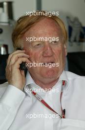 04.03.2004 Melbourne, Australia, F1, Thursday, March, Ron Walker, AUS, Australian Grand Prix Corporation Chairman. Formula 1 World Championship, Rd 1, Australian Grand Prix. www.xpb.cc, EMail: info@xpb.cc - copy of publication required for printed pictures. Every used picture is fee-liable. c Copyright: photo4 / xpb.cc - LEGAL NOTICE: THIS PICTURE IS NOT FOR ITALY  AND GREECE  PRINT USE, KEINE PRINT BILDNUTZUNG IN ITALIEN  UND  GRIECHENLAND! 