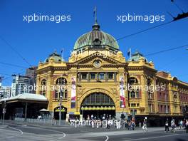 02.03.2004 Melbourne, Australia, F1, Tuesday, March, Feature, City, Flinders Station, Formula 1 World Championship, Rd 1, Australian Grand Prix preperations. www.xpb.cc, EMail: info@xpb.cc - copy of publication required for printed pictures. Every used picture is fee-liable. c Copyright: xpb.cc