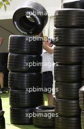 03.03.2004 Melbourne, Australia, F1, Wednesday, March, The Michelin team prepare their tyres for this weekend. Formula 1 World Championship, Rd 1, Australian Grand Prix preparations. www.xpb.cc, EMail: info@xpb.cc - copy of publication required for printed pictures. Every used picture is fee-liable. c Copyright: xpb.cc