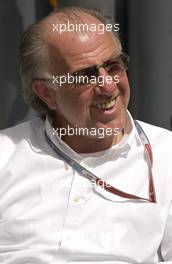03.03.2004 Melbourne, Australia, F1, Wednesday, March, David Richards, GBR, BAR, Teamchief, Team Principal, Formula 1 World Championship, Rd 1, Australian Grand Prix preparations. www.xpb.cc, EMail: info@xpb.cc - copy of publication required for printed pictures. Every used picture is fee-liable. c Copyright: xpb.cc