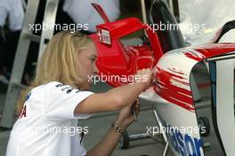 03.03.2004 Melbourne, Australia, F1, Wednesday, March, Toyota, Feature, new stickers for the car, Formula 1 World Championship, Rd 1, Australian Grand Prix preperations. www.xpb.cc, EMail: info@xpb.cc - copy of publication required for printed pictures. Every used picture is fee-liable. c Copyright: xpb.cc
