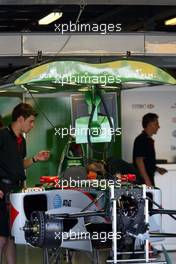 03.03.2004 Melbourne, Australia, F1, Wednesday, March, Jaguar Box, preparings for Björn Wirdheim, SWE, Testdriver, Jaguar Racing, Formula 1 World Championship, Rd 1, Australian Grand Prix preperations. www.xpb.cc, EMail: info@xpb.cc - copy of publication required for printed pictures. Every used picture is fee-liable. c Copyright: xpb.cc
