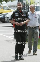 03.03.2004 Melbourne, Australia, F1, Wednesday, March, Paul Stoddart, AUS, Minardi, Teamchief, President & CEO. Formula 1 World Championship, Rd 1, Australian Grand Prix preparations. www.xpb.cc, EMail: info@xpb.cc - copy of publication required for printed pictures. Every used picture is fee-liable. c Copyright: xpb.cc
