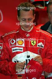 27.08.2004 Spa-Francorchamps, Belgium, F1, Friday, August, Michael Schumacher, GER, Scuderia Ferrari Marlboro, F2004, Pitlane, Box, Garage - Formula 1 World Championship, Practice, Rd 14, Belgium Grand Prix, BEL, Belgium