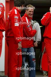 29.08.2004 Spa-Francorchamps, Belgium, F1, Sunday, August, Team group picture after the race, Michael Schumacher, GER, Ferrari - Formula 1 World Championship, Rd 14, Belgium Grand Prix, BEL, Belgium