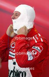 02.04.2004 Manama, Bahrain, F1, Friday, April, Michael Schumacher, GER, Scuderia Ferrari Marlboro, F2004, Pitlane, Box, Garage, Portrait, practice, Formula 1 World Championship, Rd 3, Bahrain Grand Prix, BHR