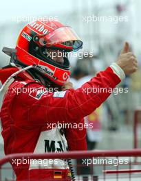 04.04.2004 Manama, Bahrain, F1, Sunday, April, Michael Schumacher, GER, Ferrari, Portrait, Park Ferme, Formula 1 World Championship, Race, Rd 3, Bahrain Grand Prix, BHR