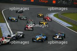 24.10.2004 Interlagos, Brazil, F1, Sunday, October, The Start of the race - Formula 1 World Championship, Rd 18, Brazilian Grand Prix, BRA, Brazil, Race