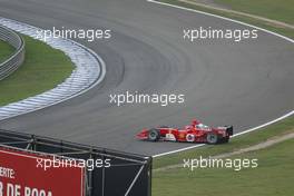 24.10.2004 Interlagos, Brazil, F1, Sunday, October, Michael Schumacher, GER, Ferrari spins - Formula 1 World Championship, Rd 18, Brazilian Grand Prix, BRA, Brazil, Race