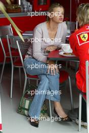 24.10.2004 Interlagos, Brazil, F1, Sunday, October, Corina Schumacher, GER, Corinna, wife of Michael Schumacher - Formula 1 World Championship, Rd 18, Brazilian Grand Prix, BRA, Brazil