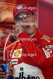 24.09.2004 Shanghai, China, F1, Friday, September, Michael Schumacher, GER, Scuderia Ferrari Marlboro, F2004, Pitlane, Box, Garage - Formula 1 World Championship, Practice, Rd 16, Chinese Grand Prix, CHN, China