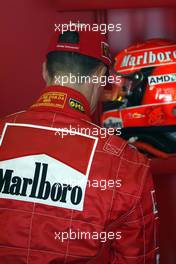 25.09.2004 Shanghai, China, F1, Saturday, September, Michael Schumacher, GER, Scuderia Ferrari Marlboro, F2004, Pitlane, Box, Garage - Formula 1 World Championship, Practice,  Rd 16, Chinese Grand Prix, CHN, China