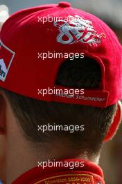 25.09.2004 Shanghai, China, F1, Saturday, September, the back of Michael Schumacher, GER, cap - Formula 1 World Championship, Rd 16, Chinese Grand Prix, CHN, China