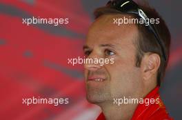 07.05.2004 Barcelona, Spain, F1, Friday, May, Rubens Barrichello, BRA, Scuderia Ferrari Marlboro, F2004, Pitlane, Box, Garage - Formula 1 World Championship, Rd 5, Marlboro Spanish Grand Prix,  ESP